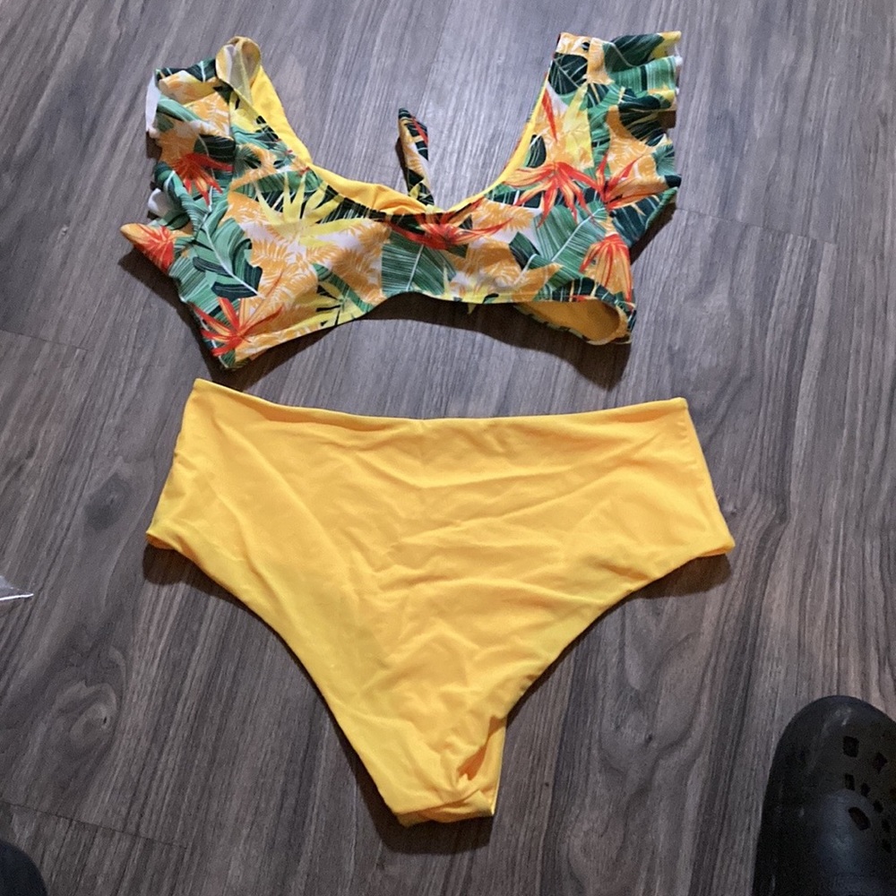 Floerns Women's Bathing Suit Tropical Print Ruffle Self Tie Bikini Large - Picture 4 of 9